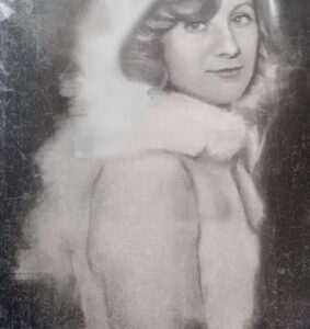 MERMMARCH_MUNTZELL_TERESAdoncella